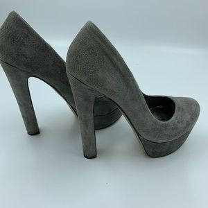 Zigi Soho Keira Grey Suede Platform Pump